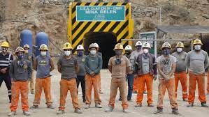 SE REQUIEREN 45 PERSONAS PARA TRABAJAR EN MINA , OCUPANDO DISTINTAS AREAS DE TRABAJO .
